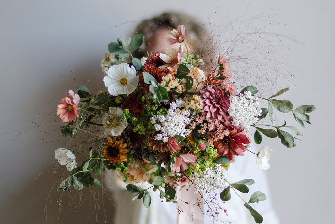 Over plukbloem bruidbloemen bruidsboeket